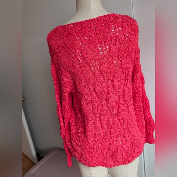 Women’s Open-Knit Coral /Raspberry Sweater - Picture 4 of 4